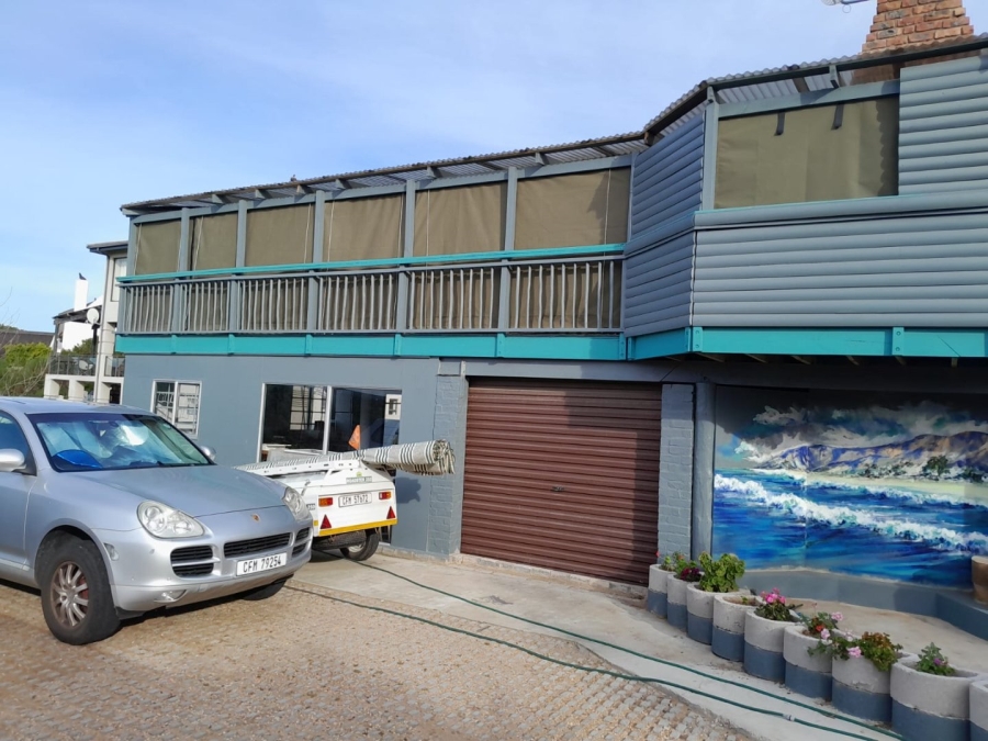 3 Bedroom Property for Sale in Stilbaai Wes Western Cape